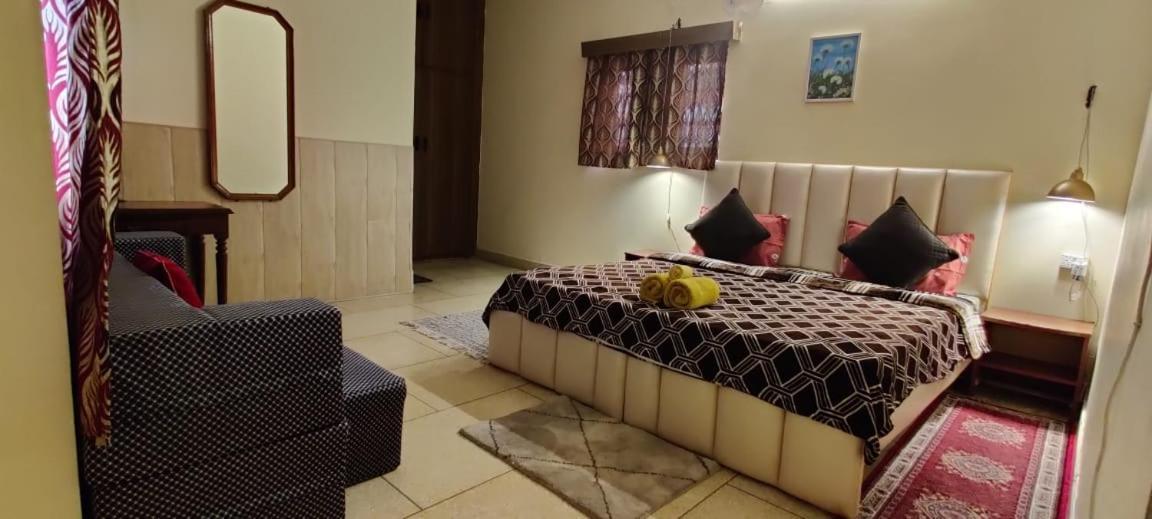 UVs Homestay Haridwar Luaran gambar